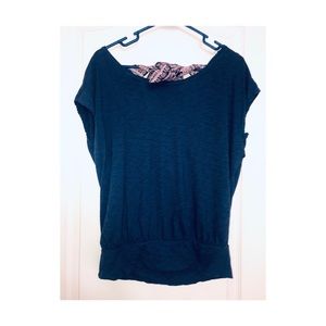 American Eagle Top w/ Tie